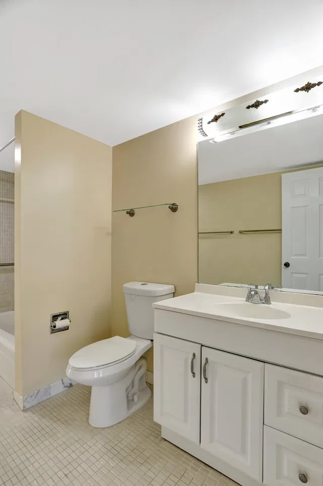 Boca Raton Unit Unit 403 photo 24