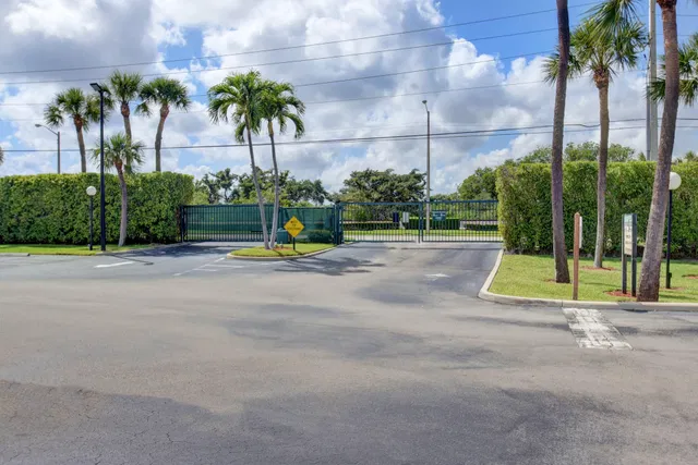 Boca Raton Unit Unit 403 photo 33