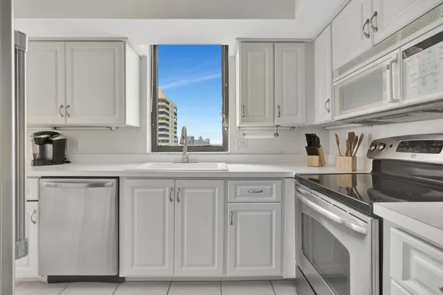 Eastpointe Singer Island Unit 11A photo 13
