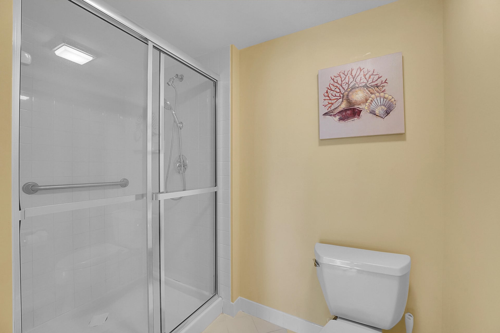 Unit 203 photo 20