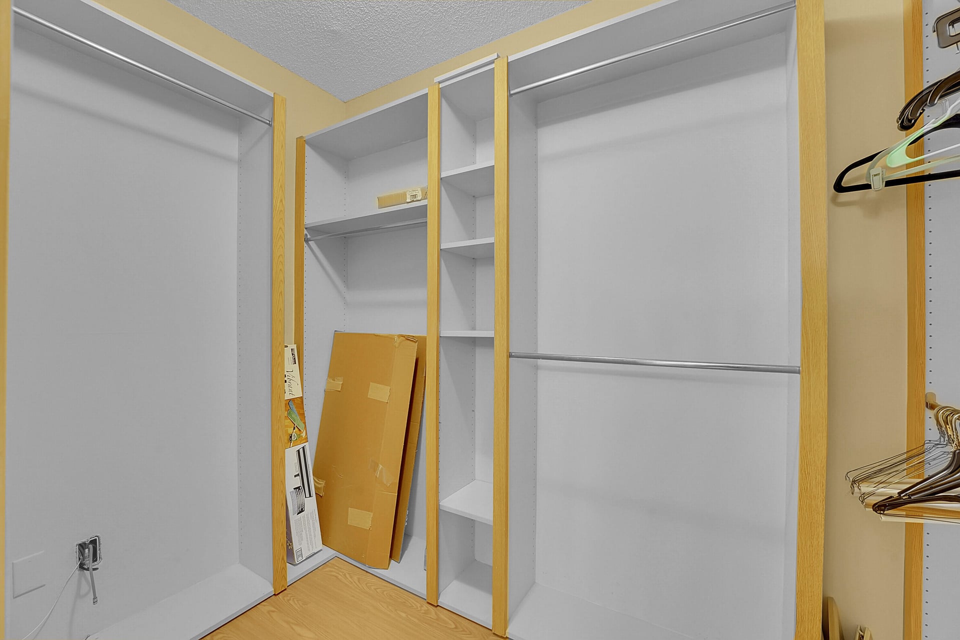 Unit 203 photo 21