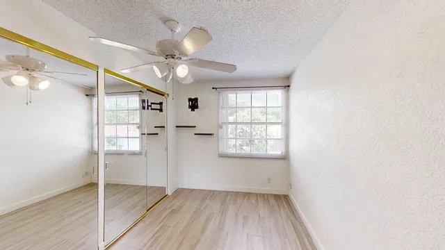 Residence photo 30