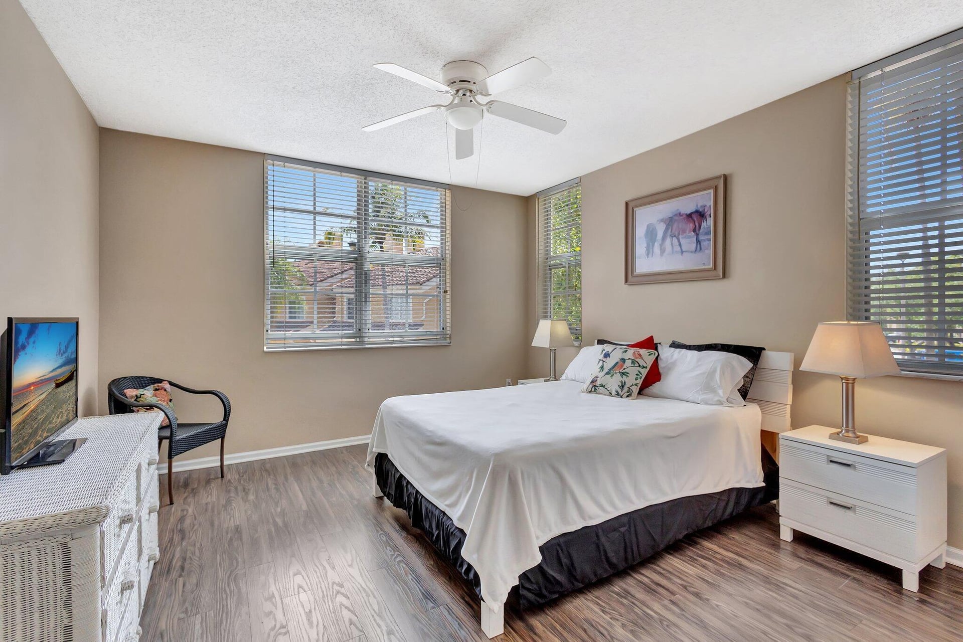  Unit 204 photo 12