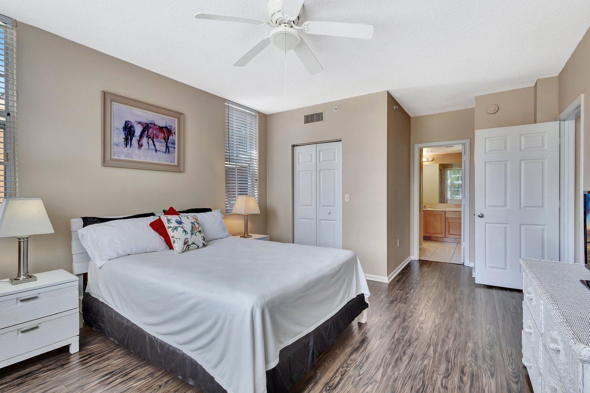  Unit 204 photo 14