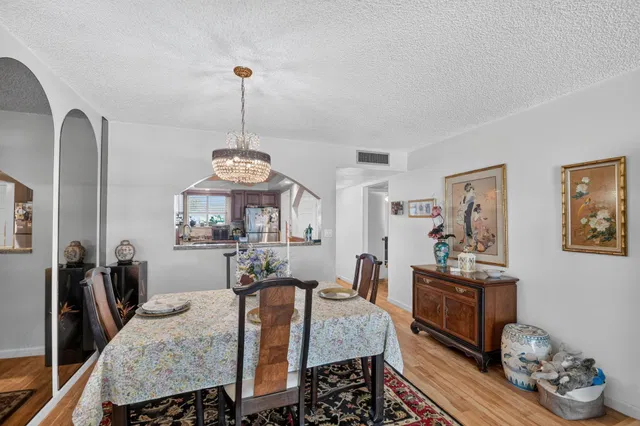Unit 114 photo 24