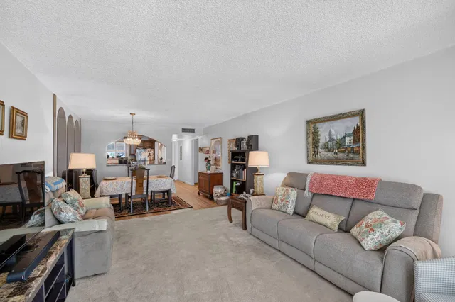 Unit 114 photo 27