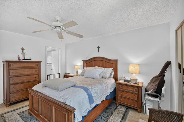 Unit 114 photo 32