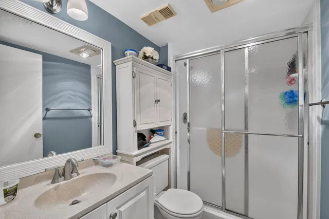 Unit 114 photo 33