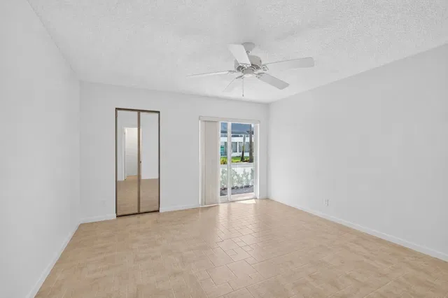 Unit 114 photo 42