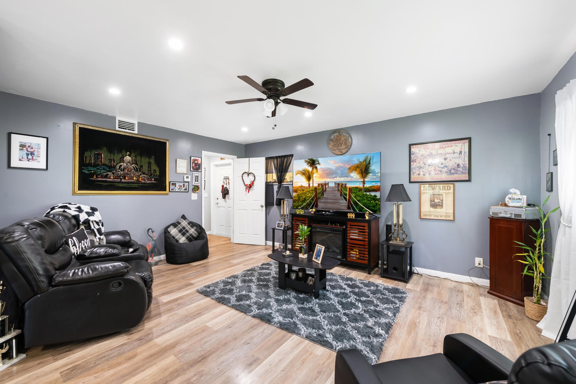 Unit 101 photo 18