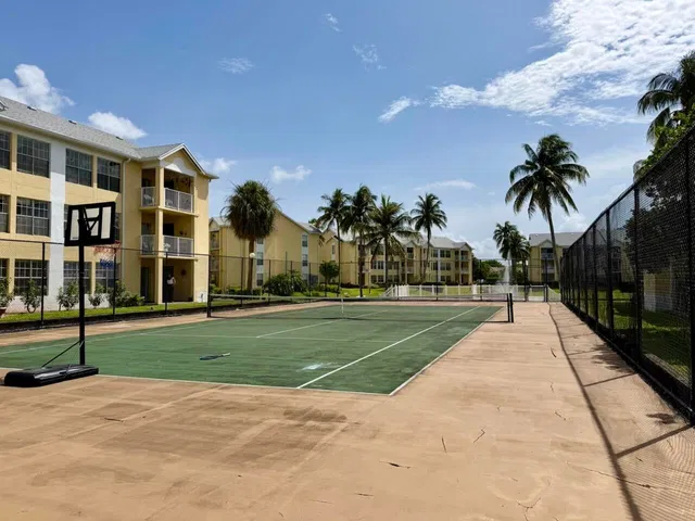  Unit D photo 32