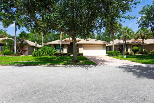 Residence photo 5