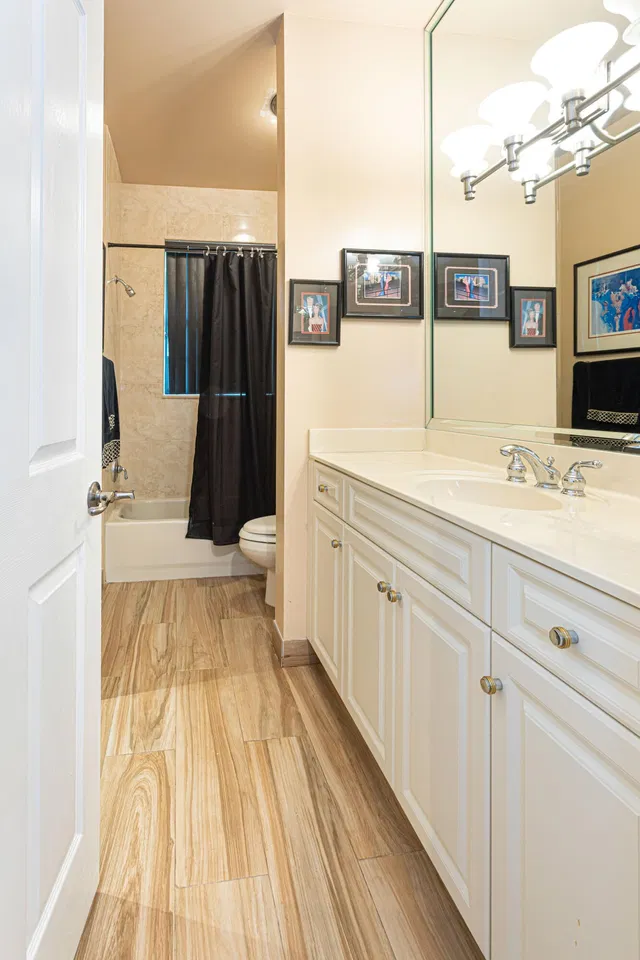 Residence photo 22