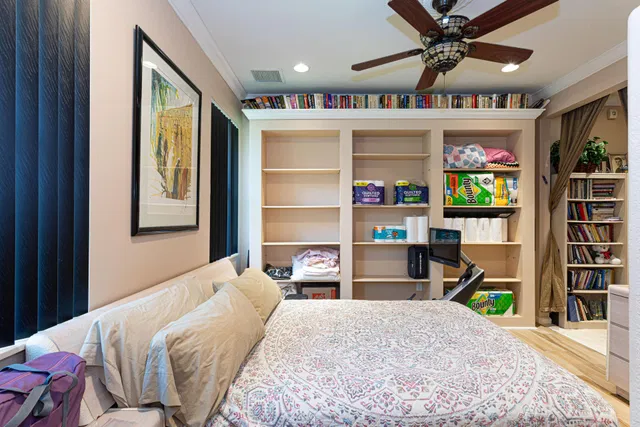 Residence photo 23