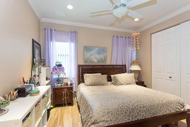 Residence photo 26