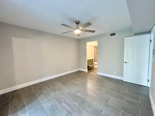 Unit 102 photo 19