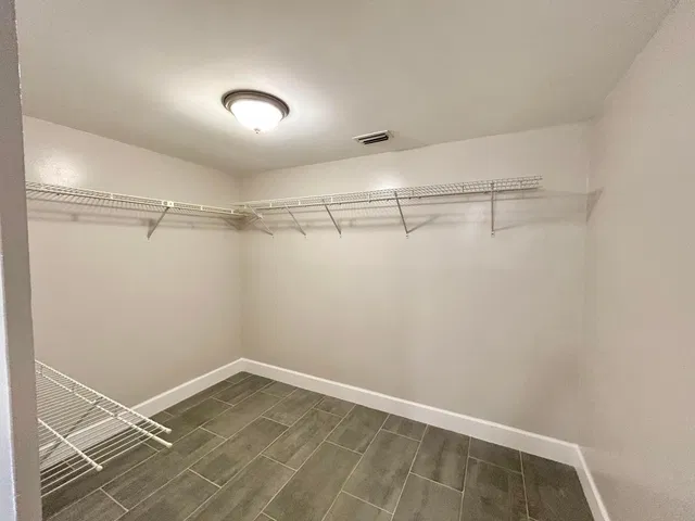 Unit 102 photo 21