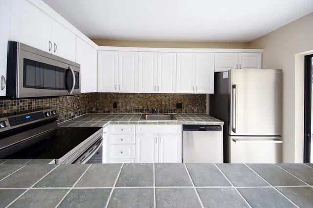  Unit Apt 402 photo 12