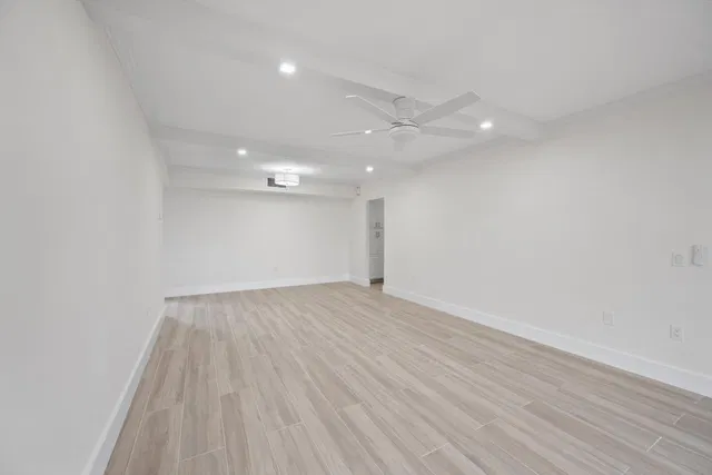  Unit 102 photo 5
