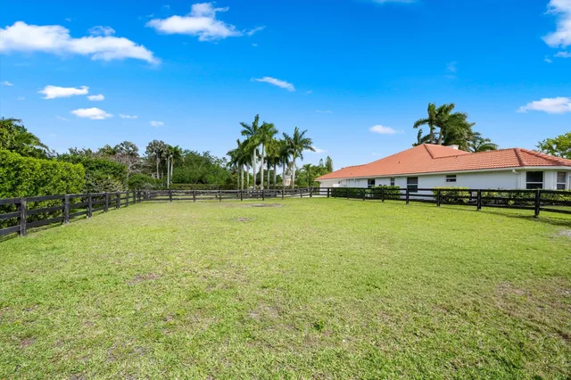 Paddock Park 2 Unit Barn photo 5
