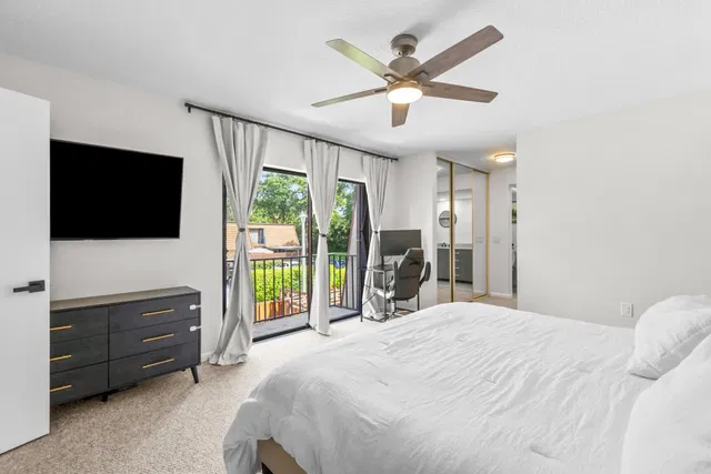 Residence photo 22