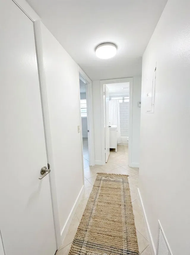 Unit 4100 photo 22