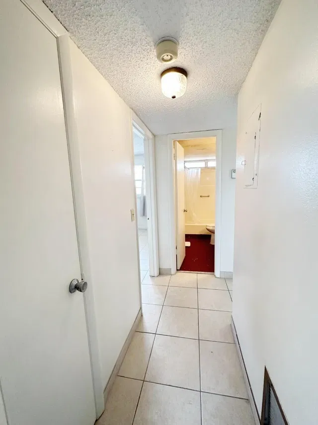  Unit 4100 photo 23