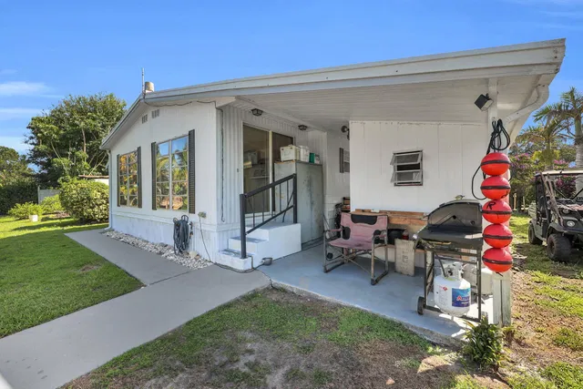 Residence photo 3