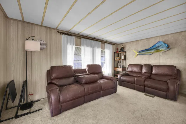 Residence photo 14