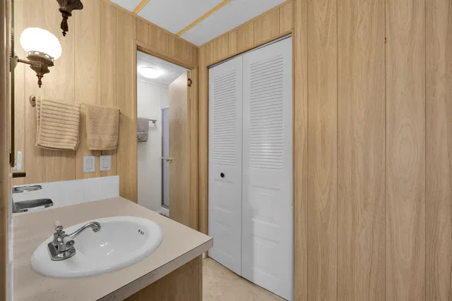Residence photo 33