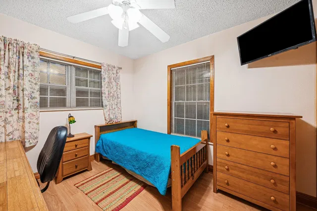 Residence photo 17
