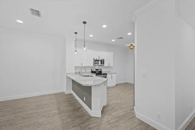 Residence photo 14
