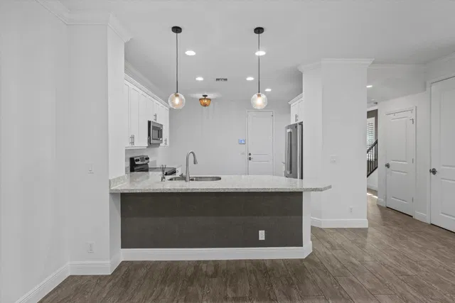  Residence photo 15