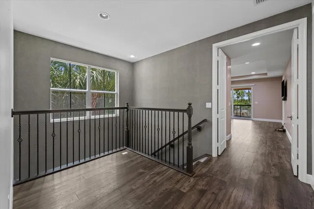  Residence photo 21