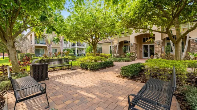  Residence photo 51