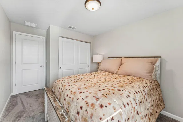  Residence photo 17