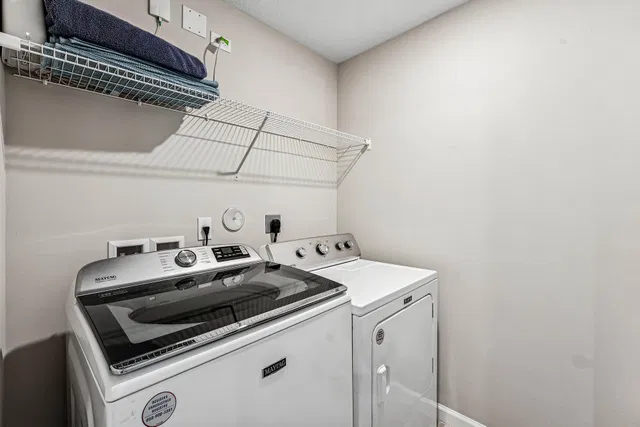  Residence photo 26