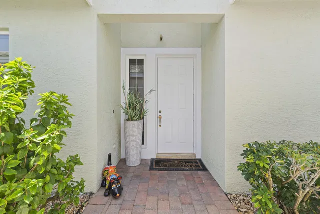  Residence photo 8