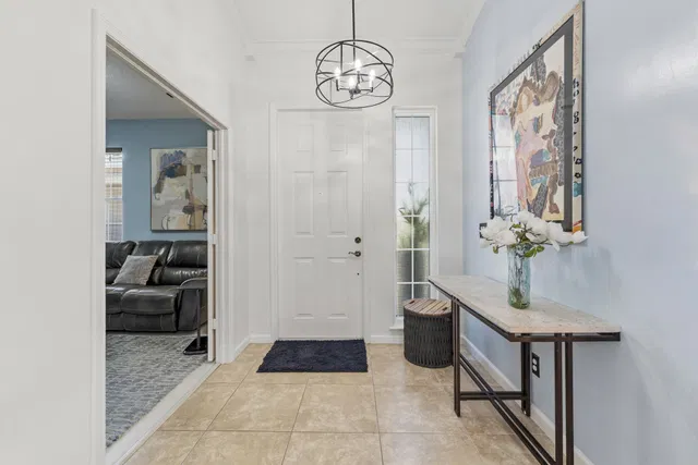  Residence photo 9