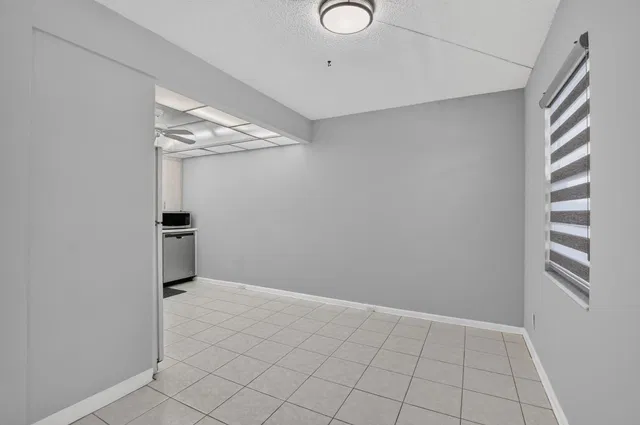 Residence photo 12