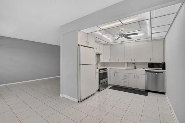 Residence photo 13