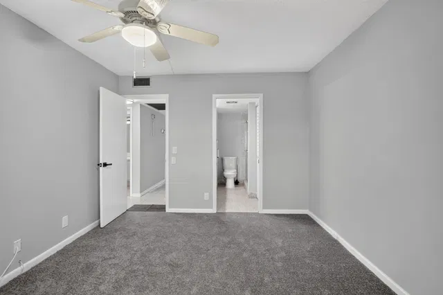 Residence photo 17