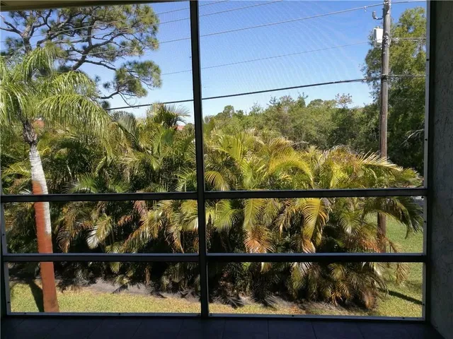  Unit 136-6 photo 14