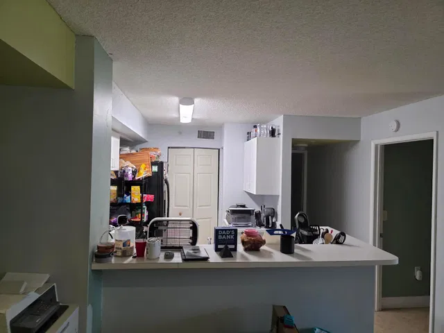 Unit 104 photo 13