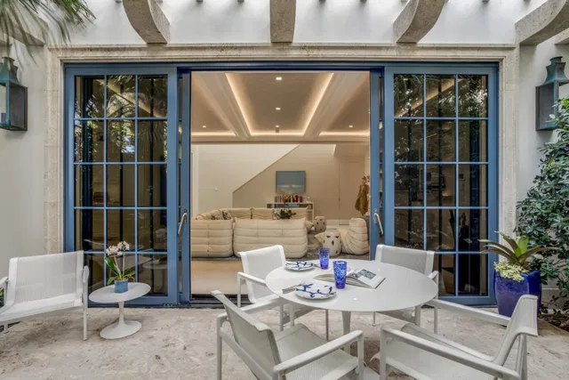 Estate Section Palm Beach Residence photo 13