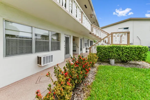  Residence photo 13