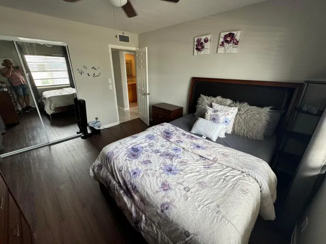  Residence photo 6