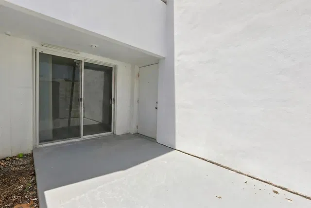 Unit A photo 5