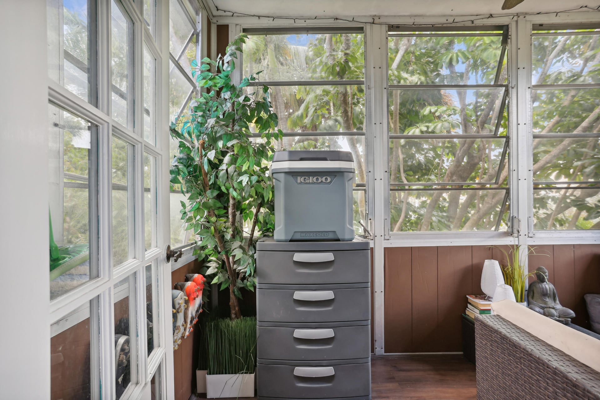Unit 210 photo 18
