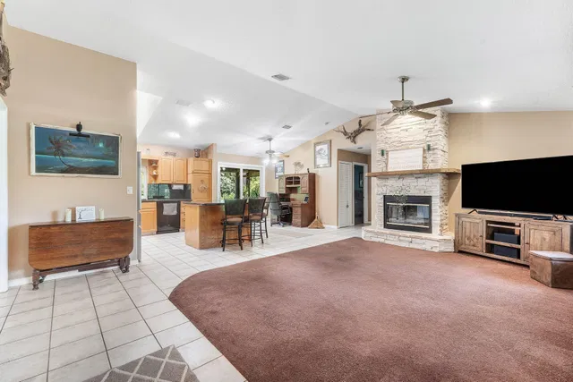  Residence photo 10
